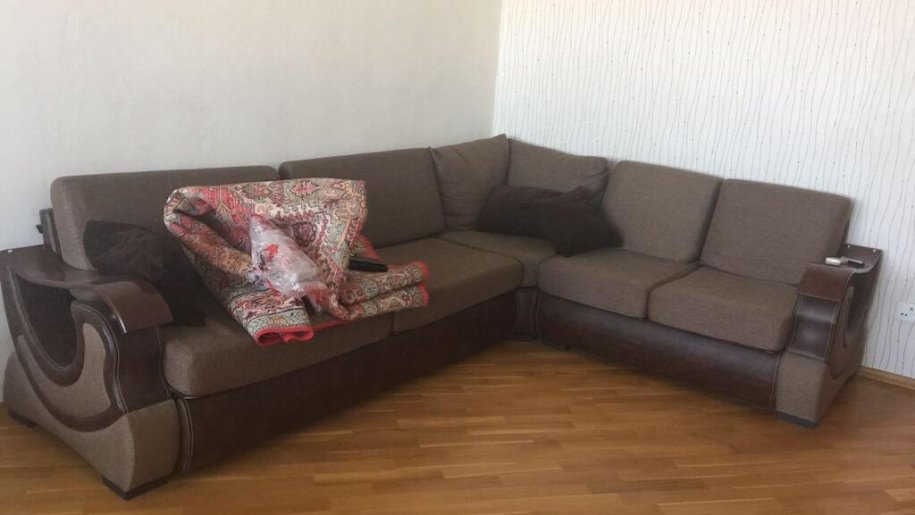 Kirayə verilir 3 otaqlı köhnə tikili, 90 m², Gənclik m.-1