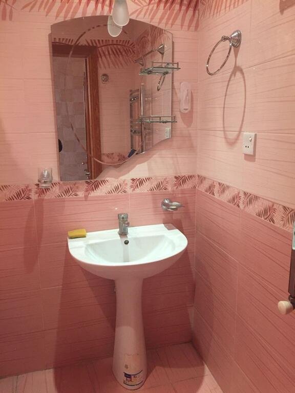 Kirayə verilir 3 otaqlı köhnə tikili, 90 m², Gənclik m.-17