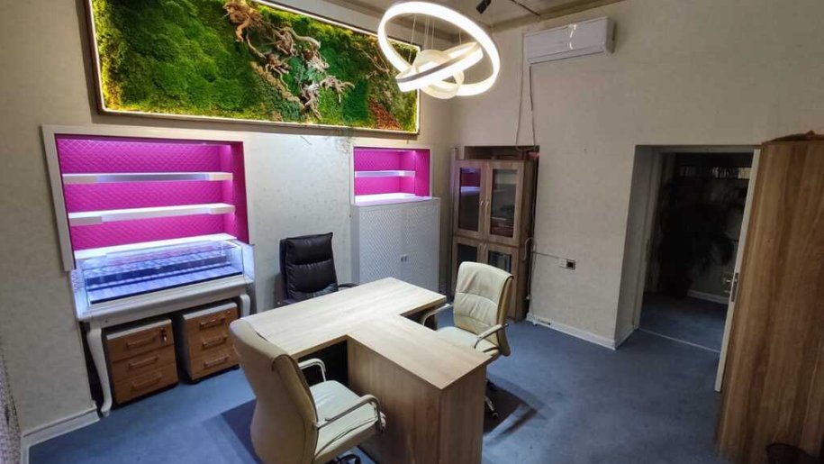 70 m<sup>2</sup> ofis icarəyə verilir, 28 May m.-3
