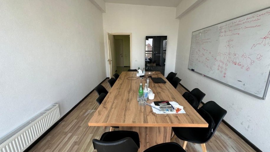 20 m<sup>2</sup> ofis icarəyə verilir, 28 May m.-3