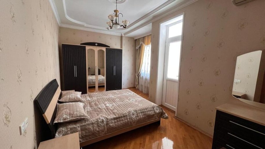 Kirayə verilir 4 otaqlı yeni tikili, 160 m², Gənclik m.-2