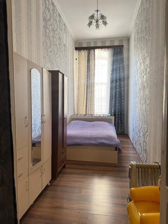Kirayə verilir 2 otaqlı köhnə tikili, 70 m², 28 May m.-2