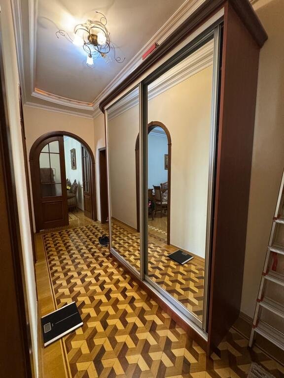 Satılır 2 otaqlı köhnə tikili, 60 m², Nəriman Nərimanov m.-7