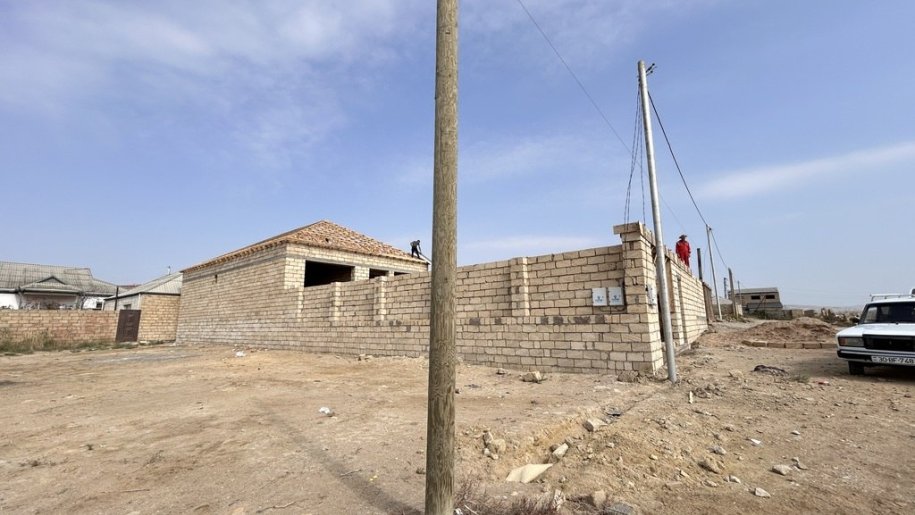 12 sot torpaq satılır, Lökbatan-2