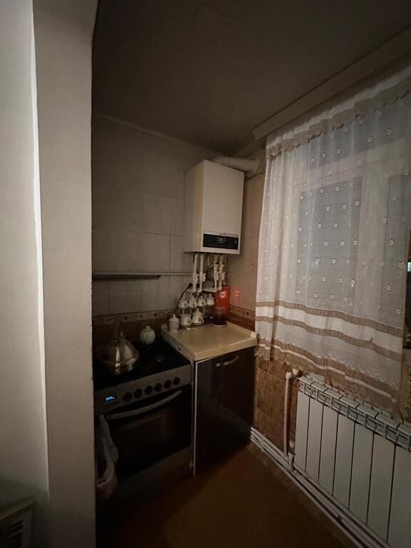 Kirayə verilir 3 otaqlı köhnə tikili, 70 m², Azadlıq Prospekti m.-15