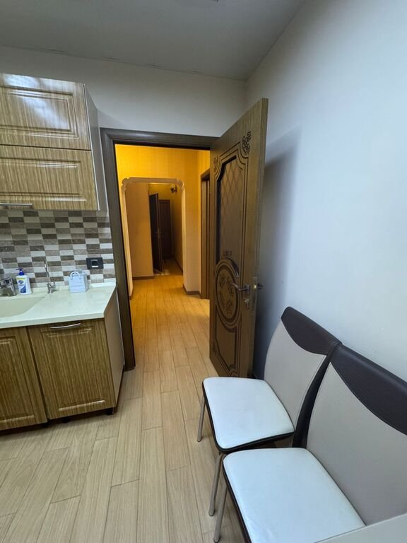 Satılır 4 otaqlı köhnə tikili, 100 m², Nərimanov-10