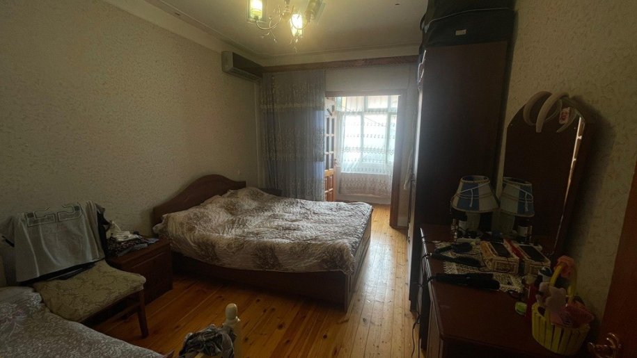Satılır 4 otaqlı köhnə tikili, 85 m², Nəsimi m.-8