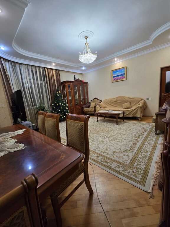 Satılır 4 otaqlı yeni tikili, 160 m², 8 noyabr-2