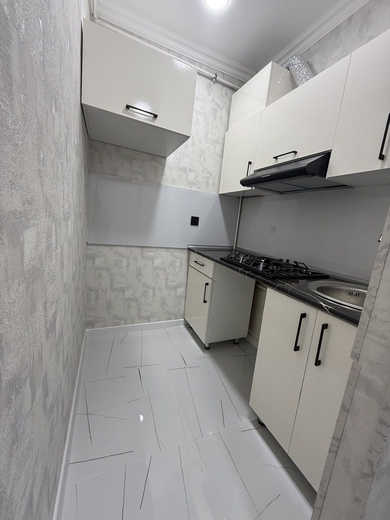 Satılır 1 otaqlı köhnə tikili, 34 m², 20 Yanvar m.-9
