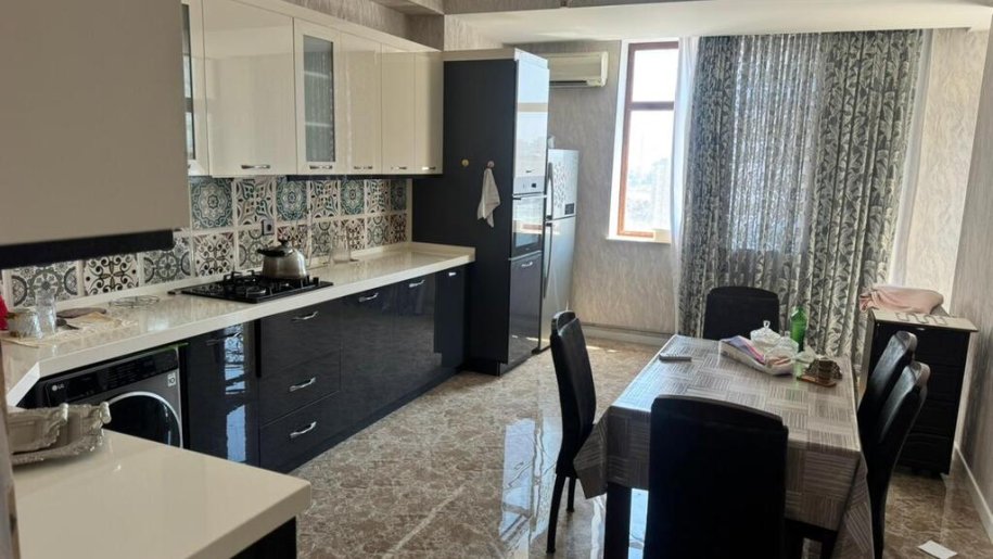 Kirayə verilir 4 otaqlı yeni tikili, 140 m², Koroğlu m.-10