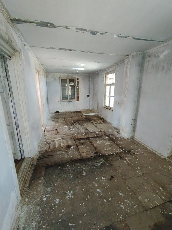 25 sot torpaq satılır, Qala-9