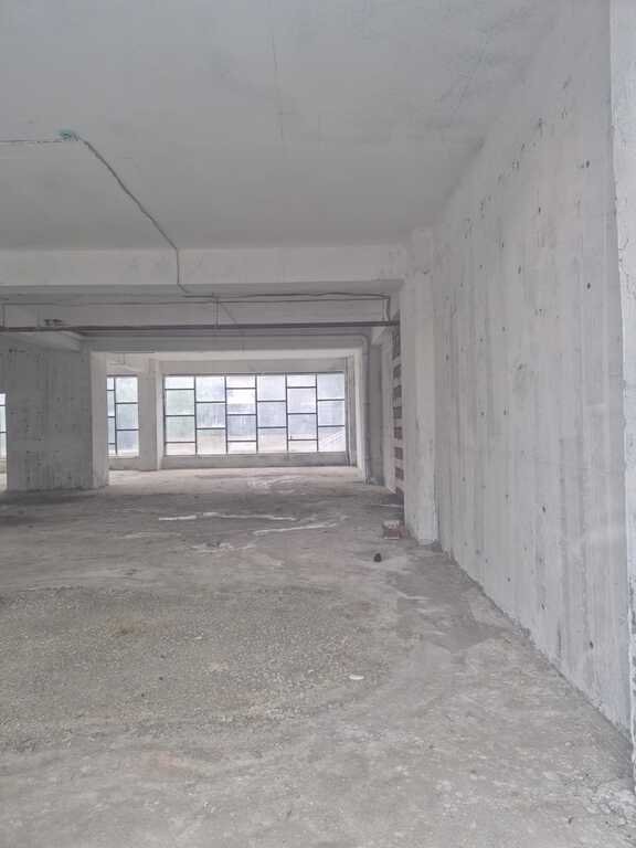 877 m<sup>2</sup> obyekt satılır, Qara Qarayev m.-9