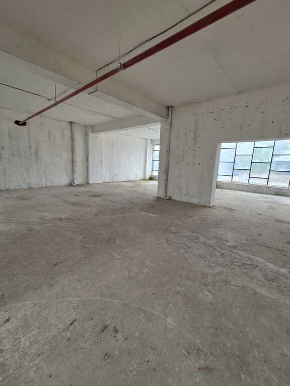 877 m<sup>2</sup> obyekt satılır, Qara Qarayev m.-13