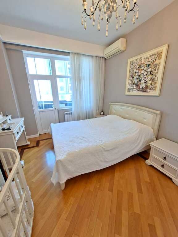 Satılır 2 otaqlı yeni tikili, 90 m², 20 Yanvar m.-11