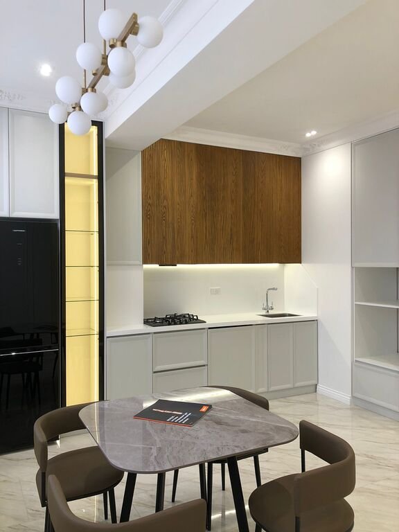 Kirayə verilir 4 otaqlı yeni tikili, 140 m², Memar Əcəmi m.-15