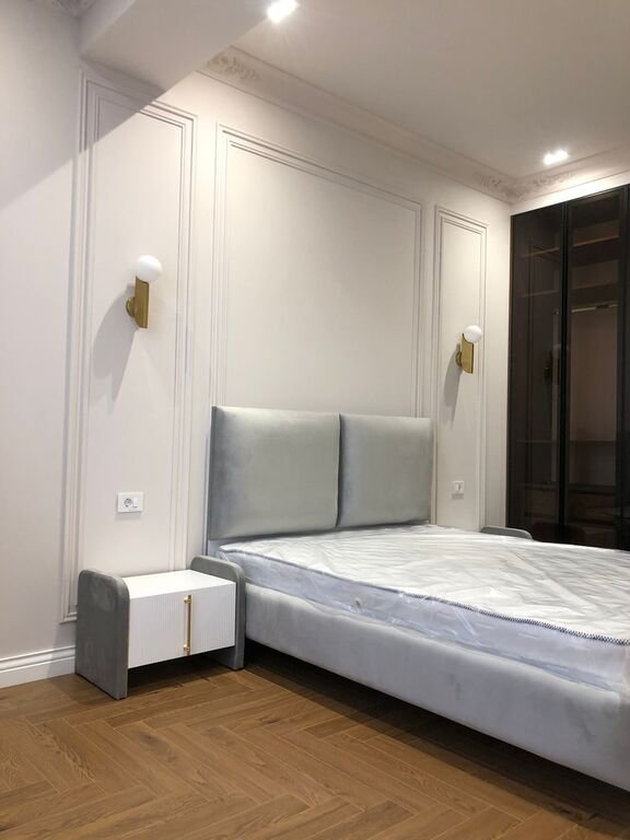 Kirayə verilir 4 otaqlı yeni tikili, 140 m², Memar Əcəmi m.-18