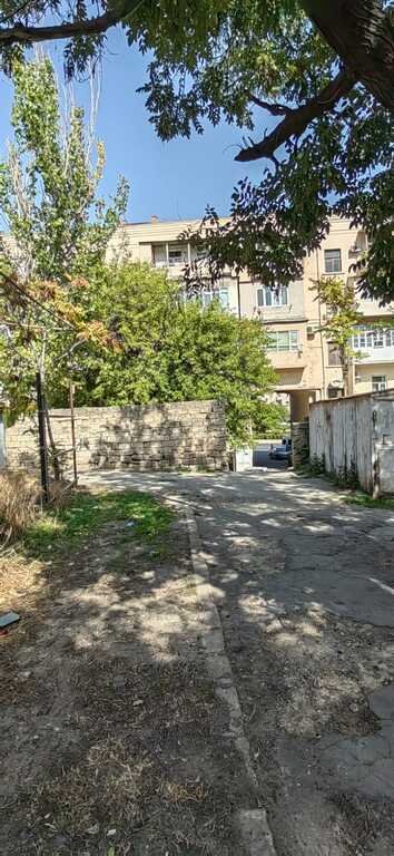 6 sot torpaq satılır, İçərişəhər m.-2
