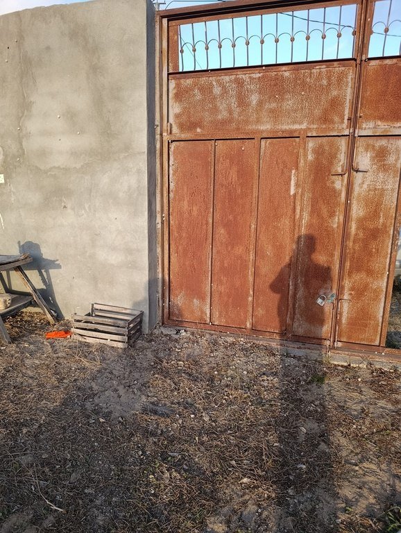 12 sot torpaq satılır, Türkan-12