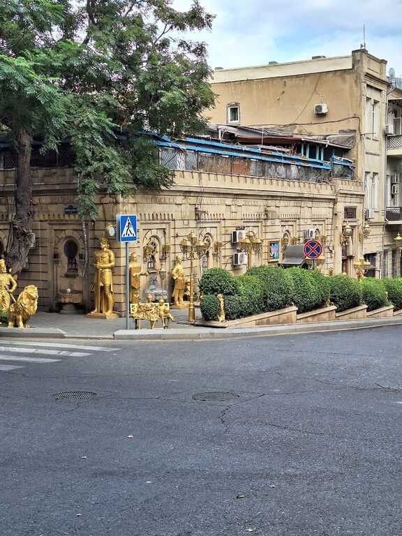 Satılır 1 otaqlı köhnə tikili, 40 m², İçərişəhər m.-4