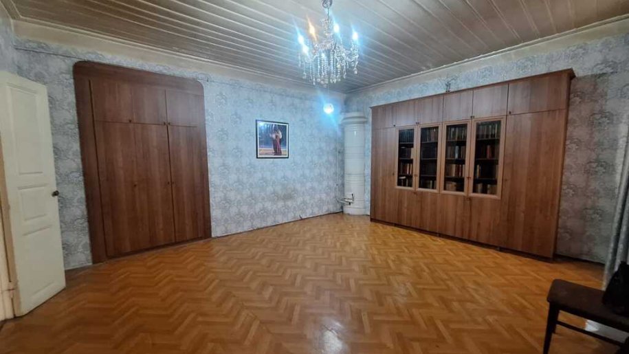 Satılır 1 otaqlı köhnə tikili, 40 m², İçərişəhər m.-10