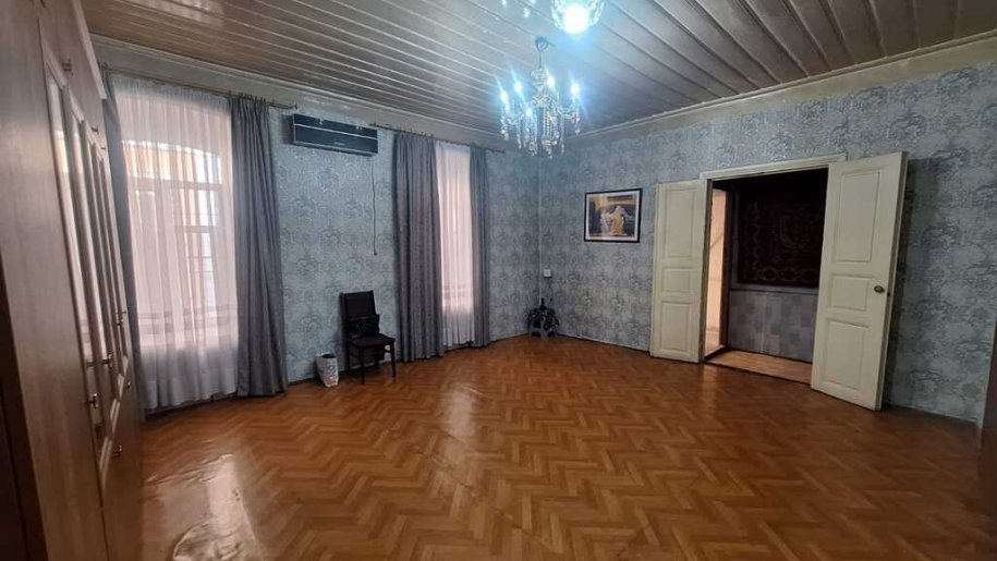 Satılır 1 otaqlı köhnə tikili, 40 m², İçərişəhər m.-15