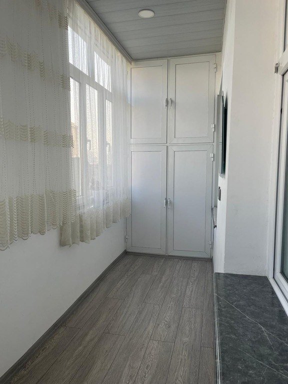 Satılır 4 otaqlı köhnə tikili, 96 m², Koroğlu m.-13