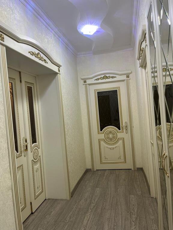 Satılır 4 otaqlı köhnə tikili, 96 m², Koroğlu m.-14