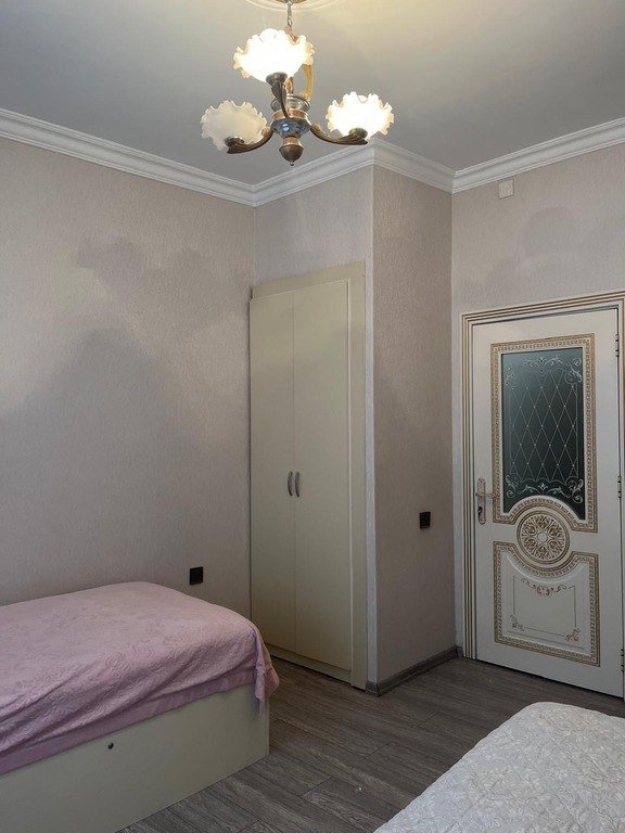 Satılır 4 otaqlı köhnə tikili, 96 m², Koroğlu m.-20