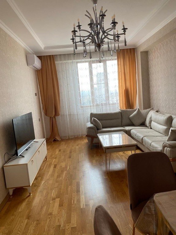 Kirayə verilir 2 otaqlı yeni tikili, 70 m², Neftçilər m.-2