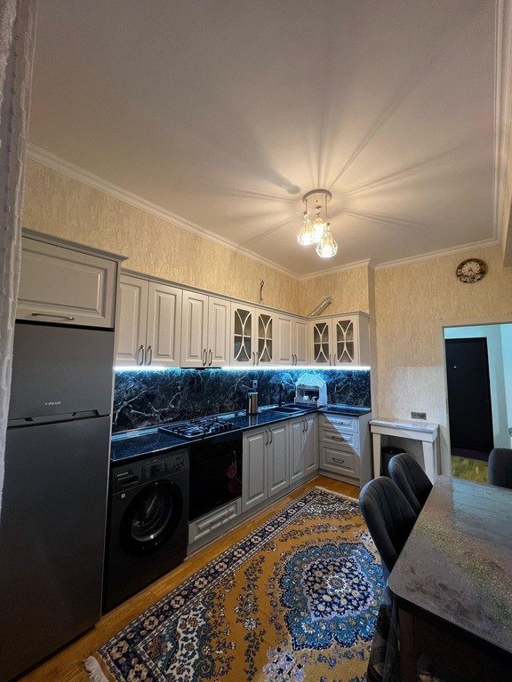 Kirayə verilir 2 otaqlı yeni tikili, 70 m², Neftçilər m.-4