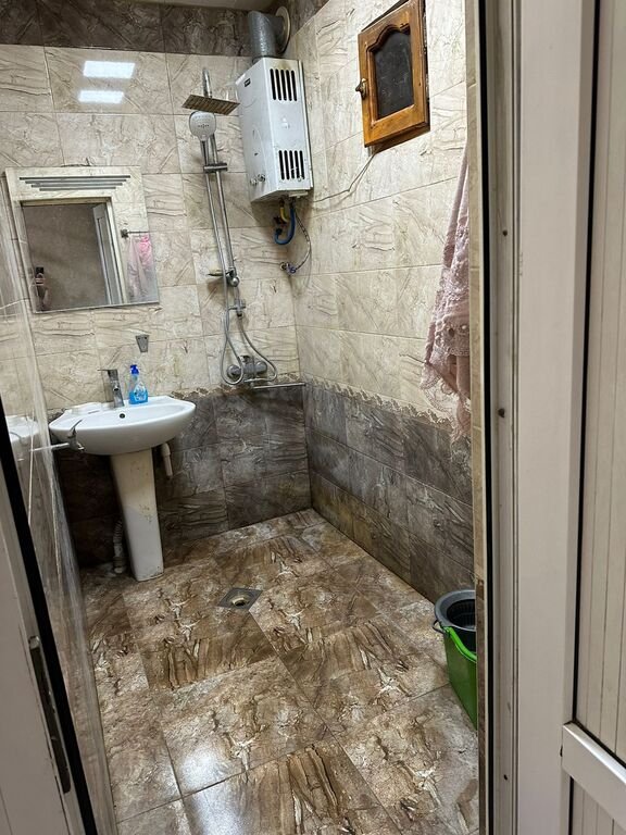 Satılır 4 otaqlı köhnə tikili, 110 m², 20 Yanvar m.-9