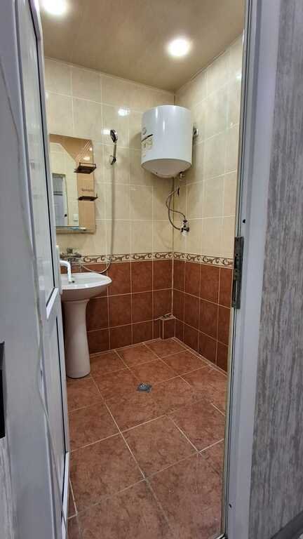 Satılır 1 otaqlı köhnə tikili, 28 m², Memar Əcəmi m.-9
