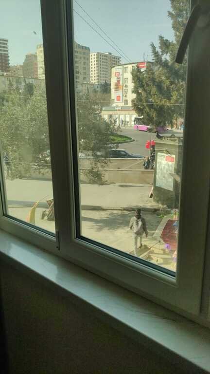 Kirayə verilir 4 otaqlı köhnə tikili, 130 m², Memar Əcəmi m.-2