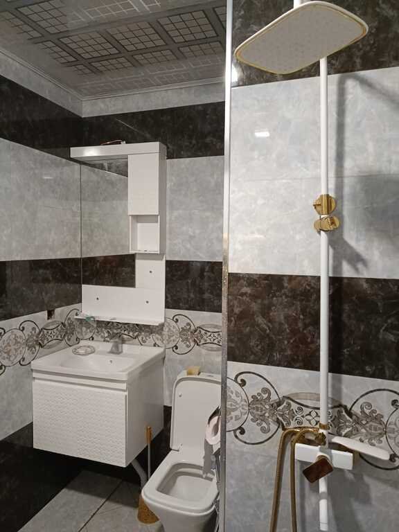 Kirayə verilir 4 otaqlı köhnə tikili, 130 m², Memar Əcəmi m.-7