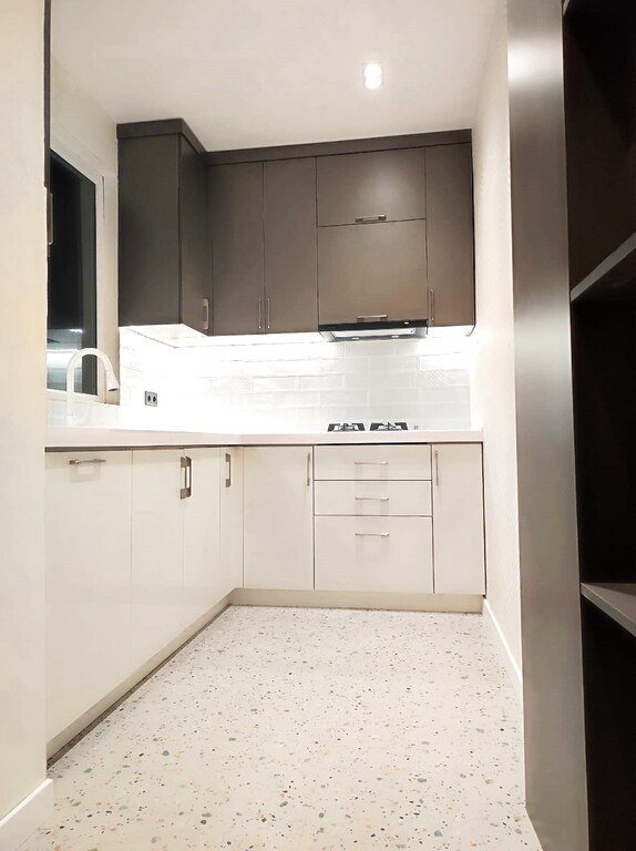 Satılır 4 otaqlı yeni tikili, 135.5 m², İçərişəhər m.-17