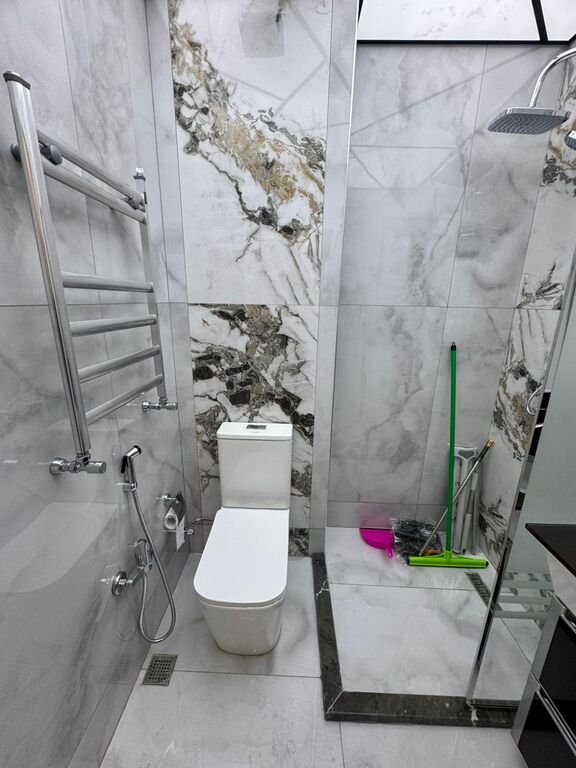 Kirayə verilir 5 otaqlı köhnə tikili, 120 m², Azadlıq Prospekti m.-19