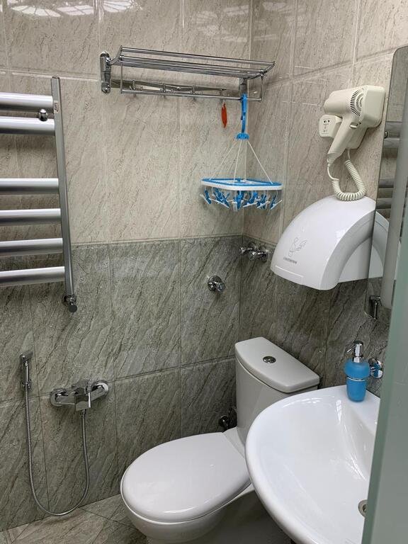 Kirayə verilir 2 otaqlı yeni tikili, 70 m², Neftçilər m.-6