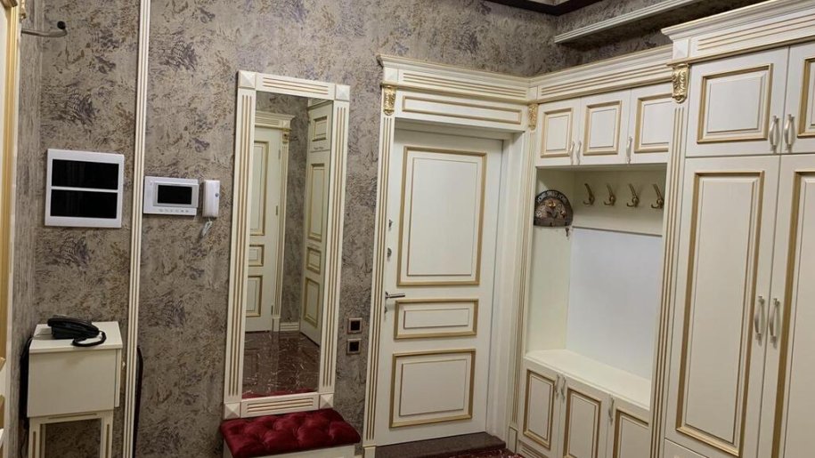 Kirayə verilir 2 otaqlı yeni tikili, 70 m², Neftçilər m.-16