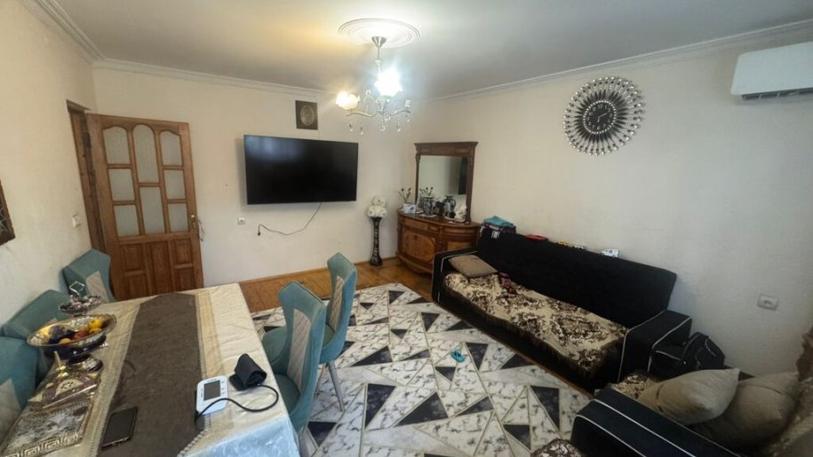 Satılır 4 otaqlı köhnə tikili, 100 m², Neftçilər m.-3