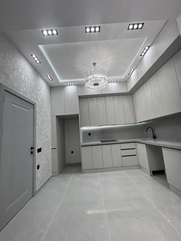 Satılır 3 otaqlı yeni tikili, 105 m², 8 noyabr-5