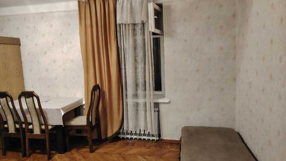 Kirayə verilir 1 otaqlı köhnə tikili, 40 m², İnşaatçılar m.-3