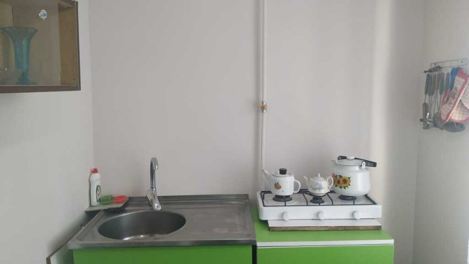 Kirayə verilir 1 otaqlı köhnə tikili, 40 m², İnşaatçılar m.-7