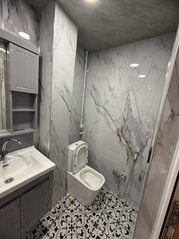 Kirayə verilir 3 otaqlı köhnə tikili, 72 m², Qara Qarayev m.-11