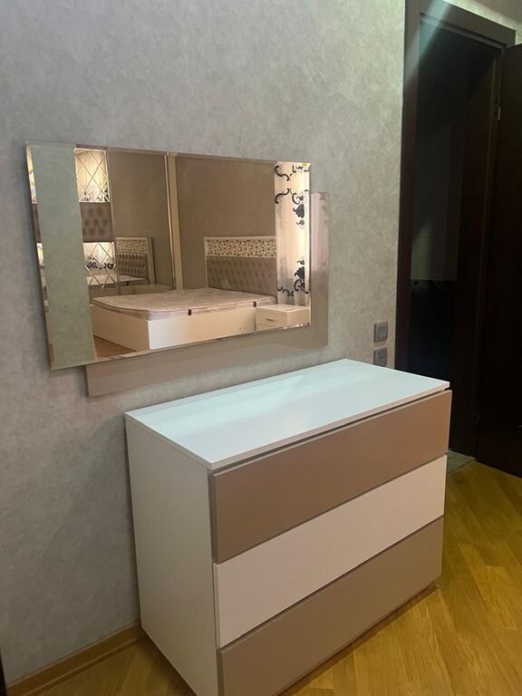 Kirayə verilir 3 otaqlı yeni tikili, 188 m², İçərişəhər m.-13