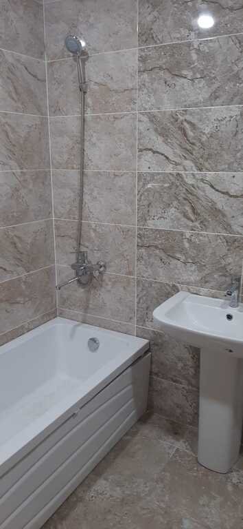 Kirayə verilir 1 otaqlı yeni tikili, 65 m², Bayıl-6