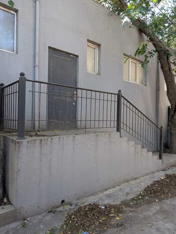 310 m<sup>2</sup> obyekt satılır, Günəşli-4