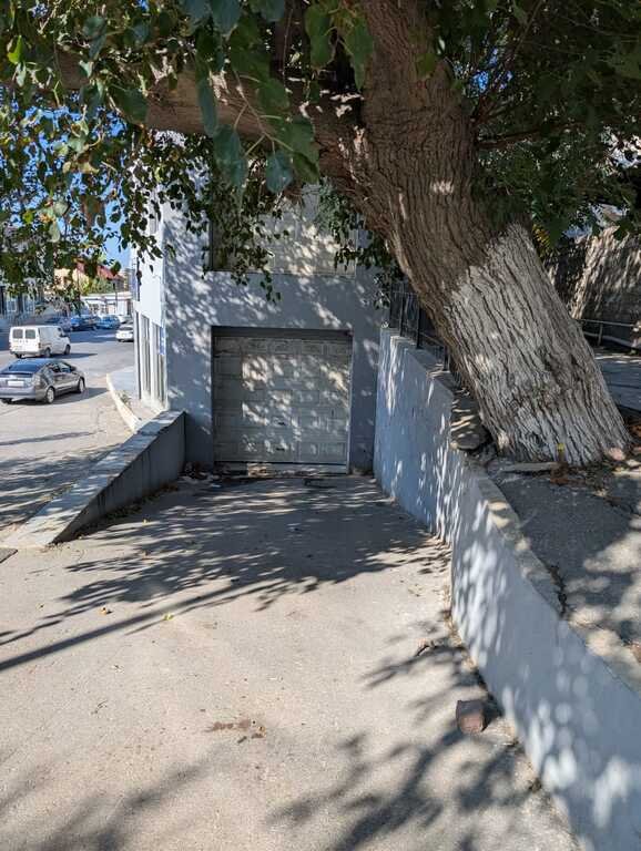 310 m<sup>2</sup> obyekt satılır, Günəşli-5