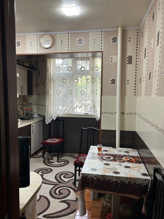 Satılır 4 otaqlı köhnə tikili, 105 m², Köhnə Günəşli-4