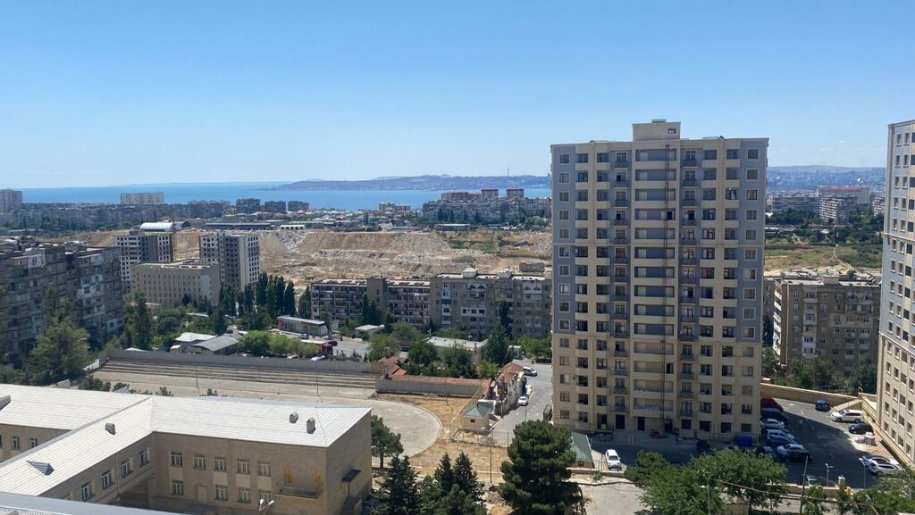 Satılır 2 otaqlı yeni tikili, 65 m², Massiv D-10