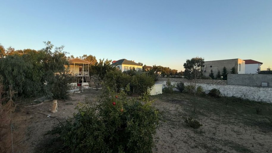 7 sot torpaq satılır, Şüvəlan-1